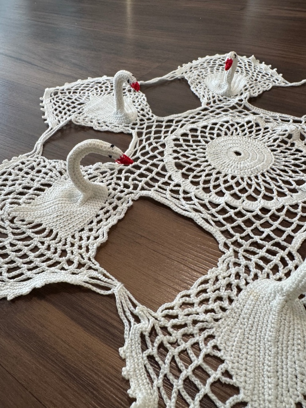 Antique Swan Doily Home Decor